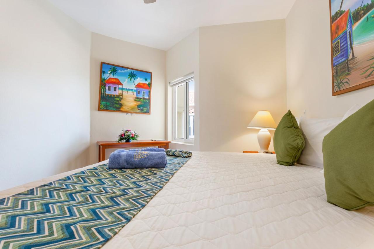 Sunbreeze Suites ซานเปโดร ภายนอก รูปภาพ
